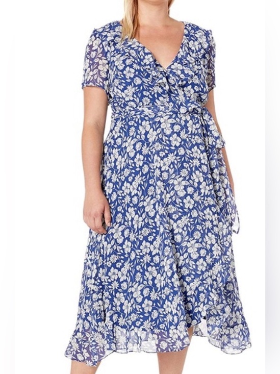 Gabby Skye Dresses & Skirts - NWT Gabby Skye Blue Floral Midi Dress - Women's